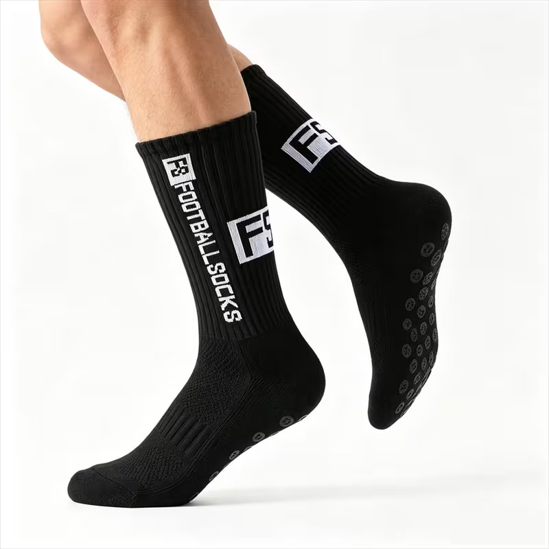 زوج واحد من جوارب رياضية أنيقة - مراجعة Sports Socks وسعره